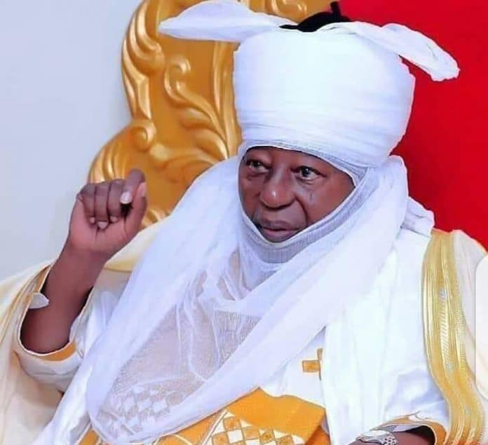 Emir of Zazzau, Dies at 84