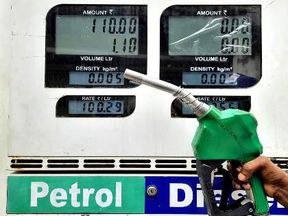 Petrol Price Hike Imminent, as FG Insists on Subsidy Removal, Set to Meet NLC