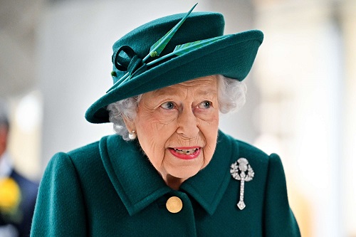 95-year-old Queen Elizabeth tests positive for COVID-19