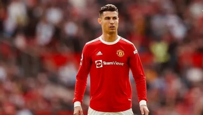 Sporting Lisbon offer Cristiano Ronaldo Manchester United exit route