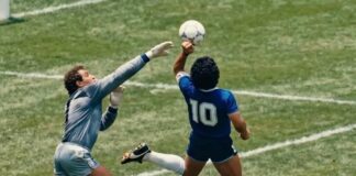 Argentina accused of ‘mind games’ with late FIFA kit request before England clash Argentina and England in the 1986 World Cup quarter-final